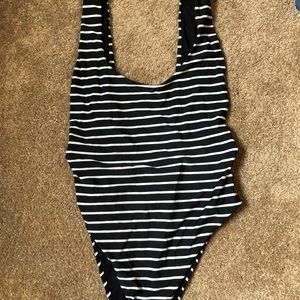 Aerie side scoop one piece swimsuit